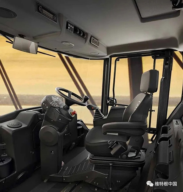 1589860697809592.jpg 640.webp (1).jpg