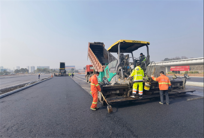 1681451000112212.jpg 640_副本.jpg